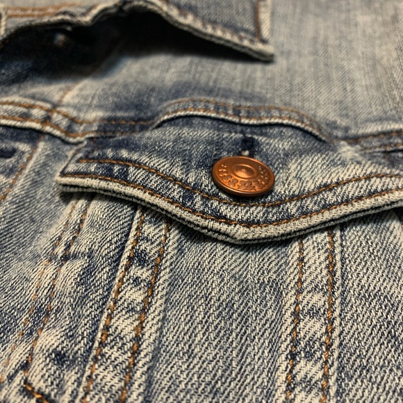 Jean Jacket - Picture 5 of 7